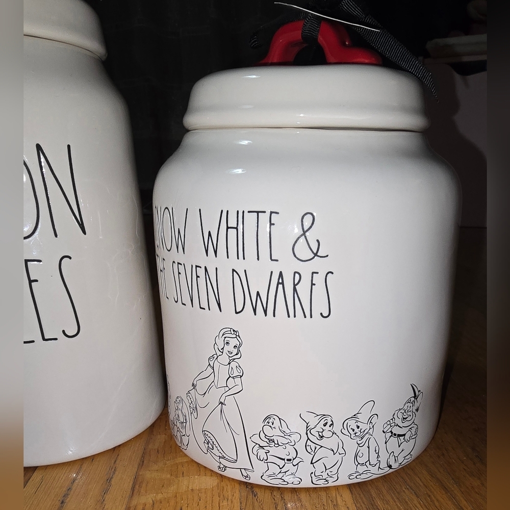 Rae Dunn Snow White Seven Dwarfs, Evil Queen Canisters & Poison Apple Mug Bundle - Picture 8 of 9